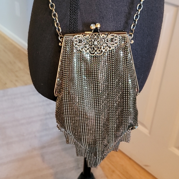 Whiting & Davis Handbags - WHITING AND DAVIS ANNIVERSARY PURSE